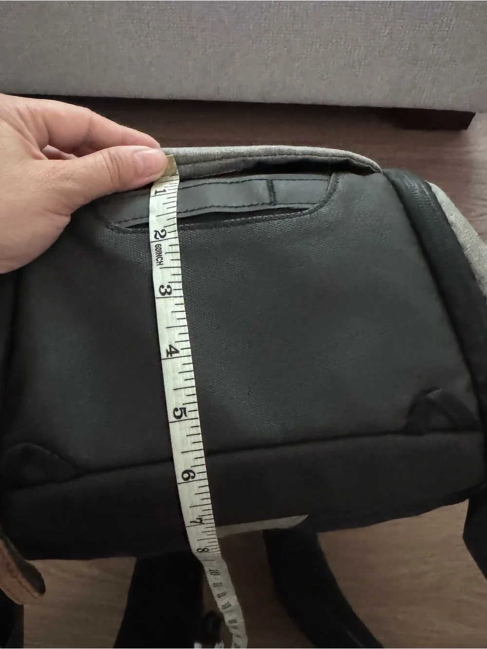 Peak design Men's Gray the everyday 20L Backpack with Leather Trim